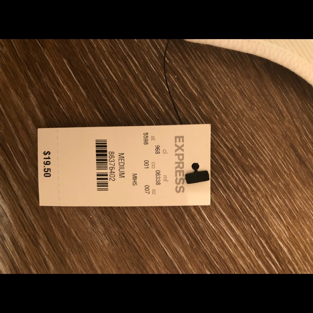 Express White Basic Tank - Picture 2 of 2